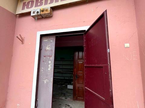 коммерческая по адресу Шкільна ул. (Фрунзе), 28