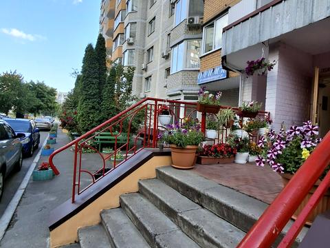 квартира за адресою Анни Ахматової вул., 35-А