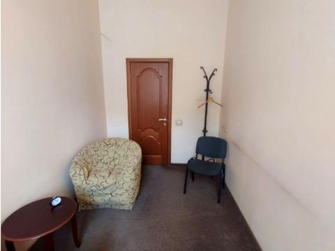 комерційна за адресою Голосіївська пл., 48
