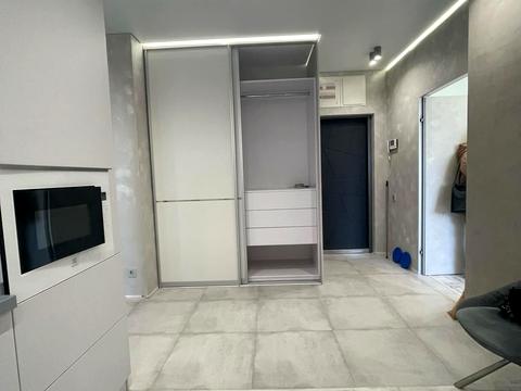 квартира за адресою Захисників України вул. (1-го Травня), 40-Б