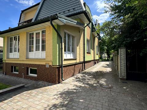 дом по адресу Ивано-Франковск, Матейко ул., 30В