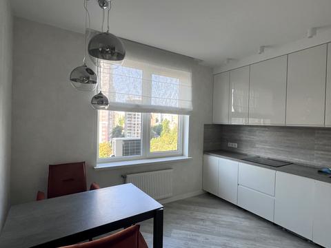 квартира за адресою Генуезька вул., 3б