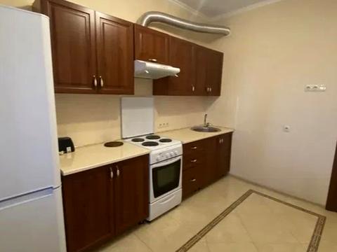 квартира за адресою Райдужний масив вул., 10б, 10в