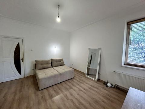 квартира за адресою Олесницького Євгена, 81