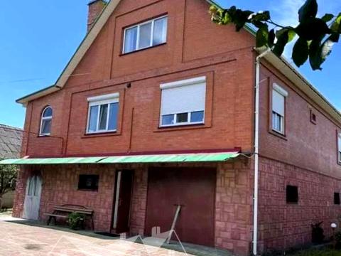 будинок за адресою Зарічна