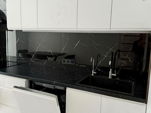 квартира за адресою Домбровського вул., 75