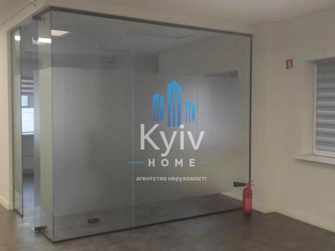 комерційна за адресою Михайла Максимовича вул. (Онуфрія Трутенка), 8