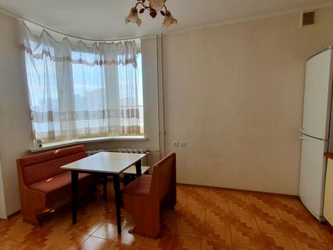 квартира по адресу Миколы Бажана просп., 14