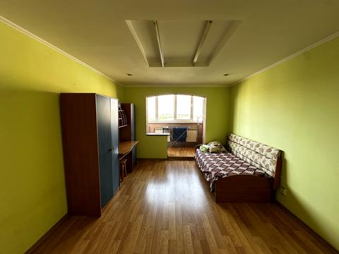 квартира за адресою Олександра Довженка вул., 9б