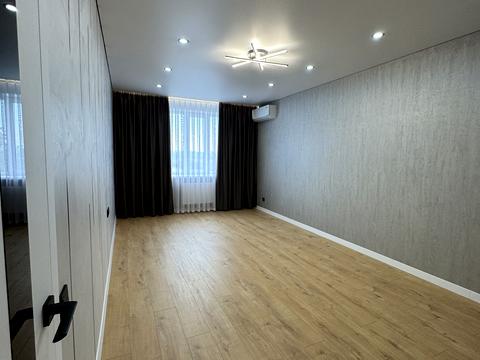 квартира по адресу Степана Бандери ул., 30-А