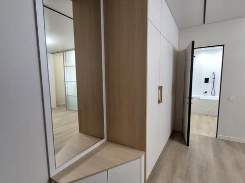 квартира по адресу Степана Бандеры ул., 77-Б