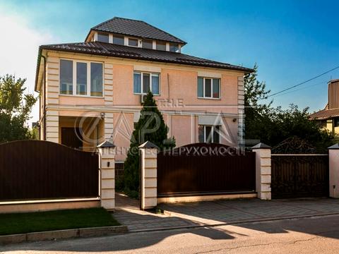 будинок за адресою с. Петропавлівська борщагівка, Вишнева, 1