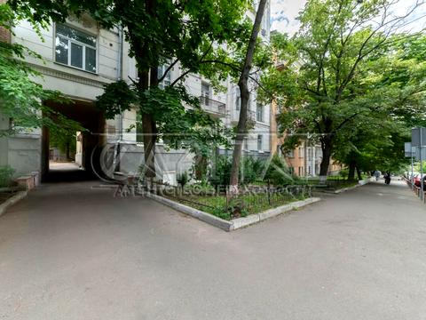 комерційна за адресою Тарасівська вул., 3-А