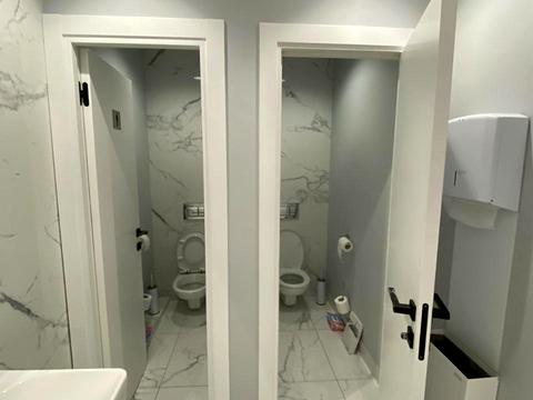 коммерческая по адресу Антоновича ул. (Горького), 74