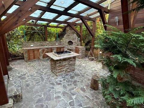 будинок за адресою смт. Козин, Миру вул.