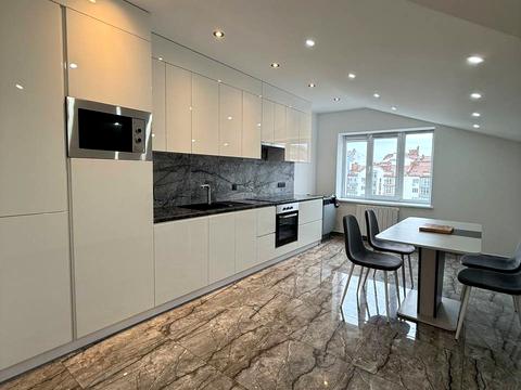 квартира по адресу Высочана ул., 18