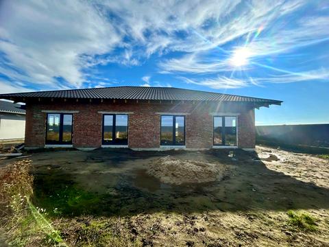 будинок за адресою Вишнева