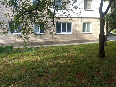 коммерческая по адресу Институтская ул., 20