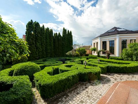 дом по адресу Озерна