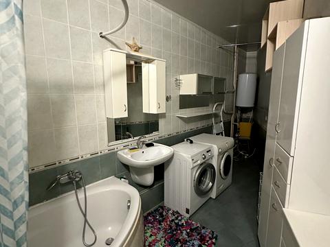 квартира за адресою Анни Ахматової вул., 33