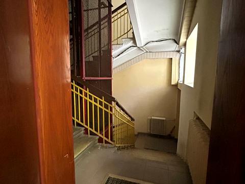 комерційна за адресою Київ, Антоновича вул. (Горького), 4/6