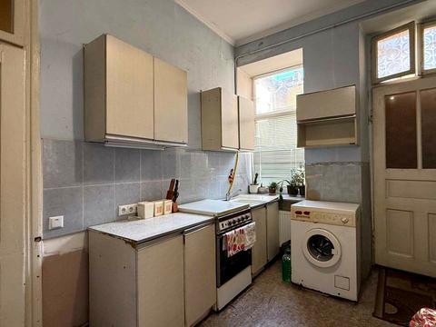 квартира за адресою Пантелеймона Куліша вул., 12