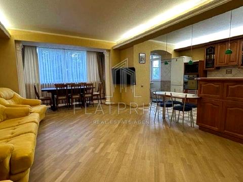 квартира по адресу Дарницкий бульв., 1