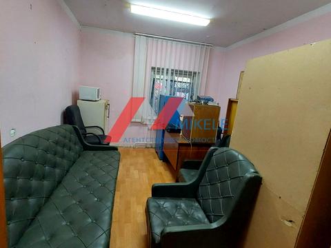 комерційна за адресою Леся Курбаса просп., 18-Г