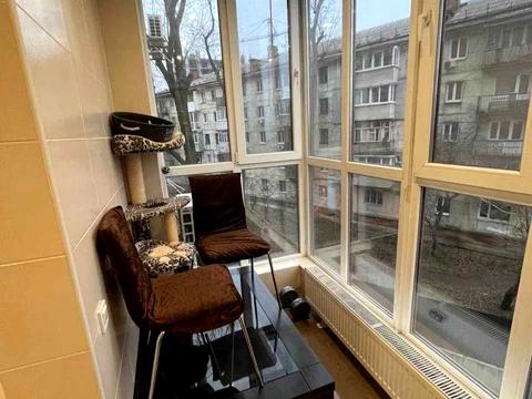 квартира за адресою Високовольтна вул., 14-Н
