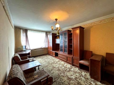 квартира за адресою Тролейбусна вул., 15
