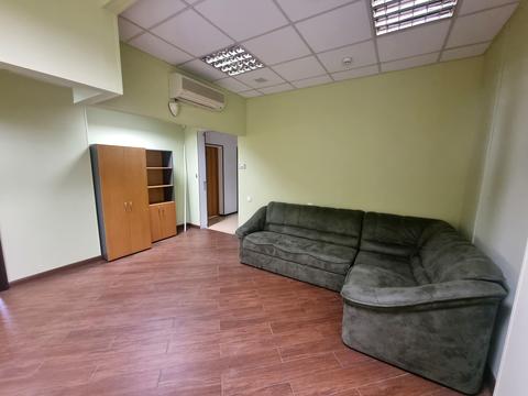 комерційна за адресою Саксаганського вул., 119