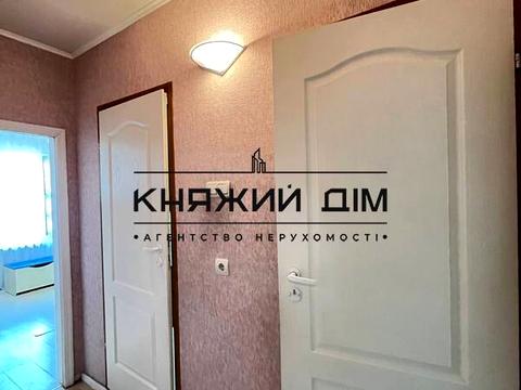 квартира по адресу Драгоманова ул., 23-А