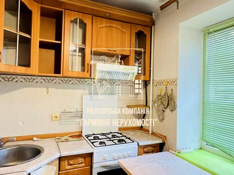 квартира за адресою Будівельників вул., 12