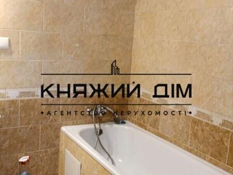 квартира по адресу Драгоманова ул., 2-Б