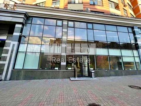 комерційна за адресою Лесі Українки бульв., 7-Б