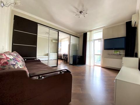 квартира по адресу Голосеевский просп. (40-летия Октября), 90