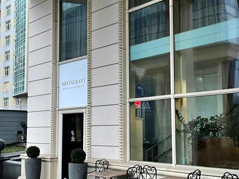 комерційна за адресою Новоселицька вул., 10