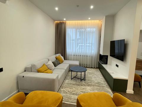 будинок за адресою Будівельників