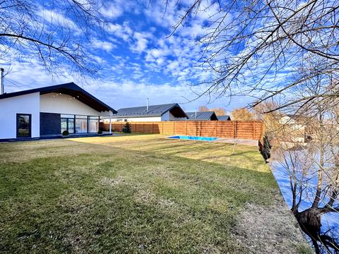 дом по адресу щаслива, 11