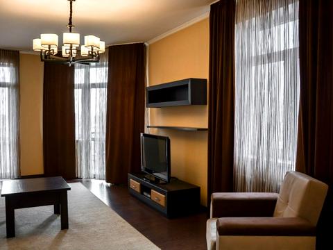 квартира за адресою Кудрявський узвіз, 3-Б