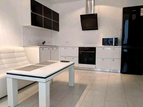 квартира за адресою Київ, Саперно-Слобідська вул., 10