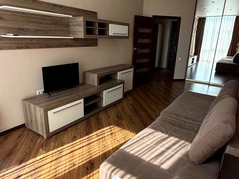 квартира за адресою Перлинна вул., 3