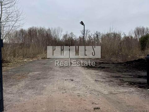участок по адресу Старі Безрадичі