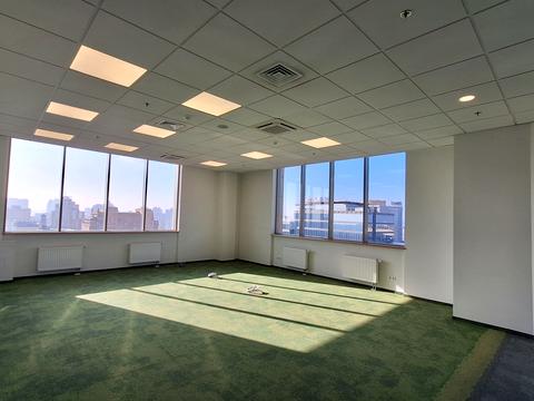 коммерческая по адресу Князей Острожских ул. (Московська), 32