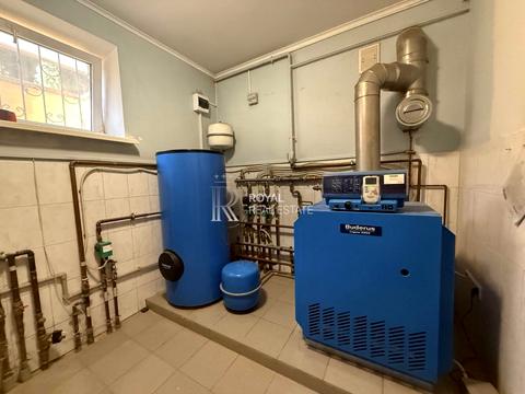 будинок за адресою с. Лісники, квіткова