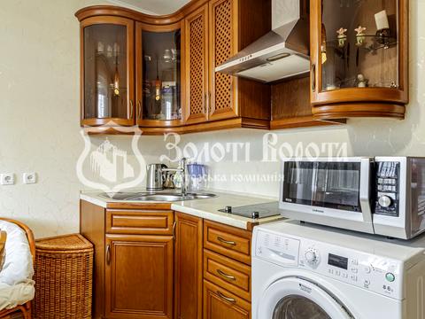 квартира за адресою Зої Гайдай вул., 7-А