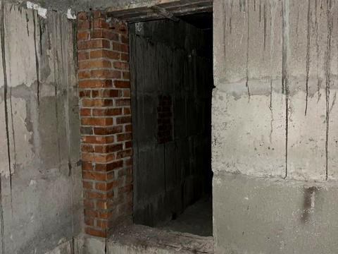 комерційна за адресою Козацька вул., 40