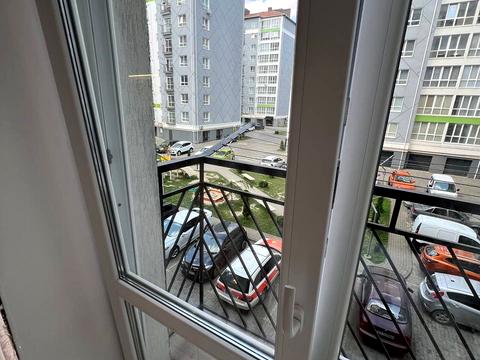 квартира за адресою Довженка, 37