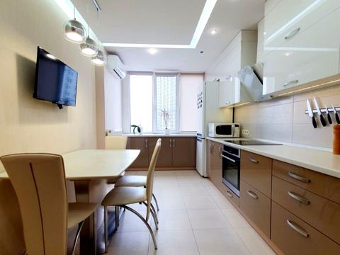 квартира за адресою Академіка Глушкова просп., 9-В