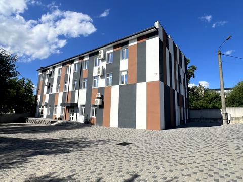 комерційна за адресою Івана Сірка вул., 11б